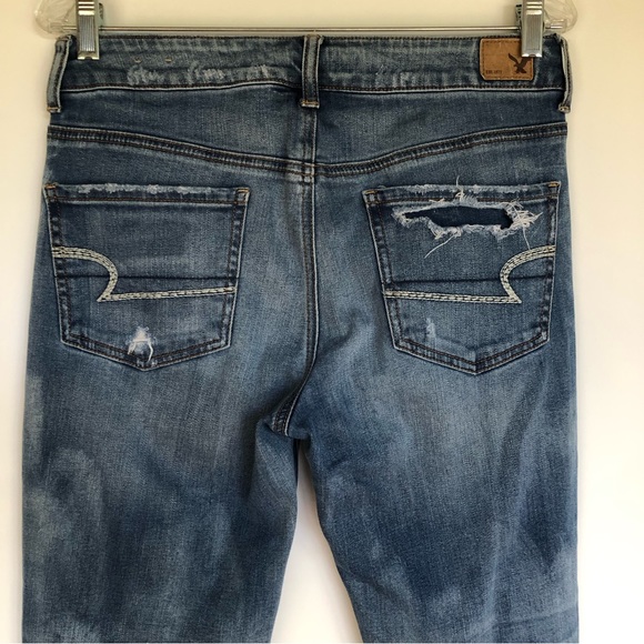 American Eagle Tomgirl Jeans Womens Sz 4 Stretch Destroyed Distressed Boyfriend - Picture 4 of 8